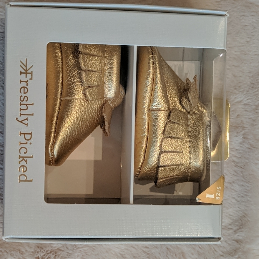Freshly Picked Size 1 Gold Baby Moccasin